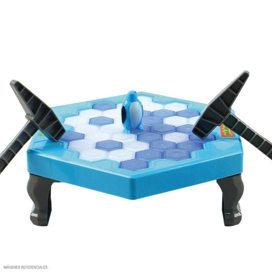 Pingüino rompe hielo